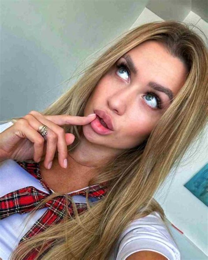 Casey Mongillo Height, Weight, Net Worth, Age, Birthday, Wikipedia, Who, Nationality, Biography