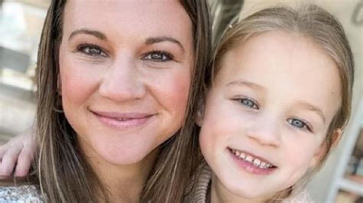 
Danielle Busby Health Diagnosis And Illness Update- What Happened To OutDaughtered Star? 