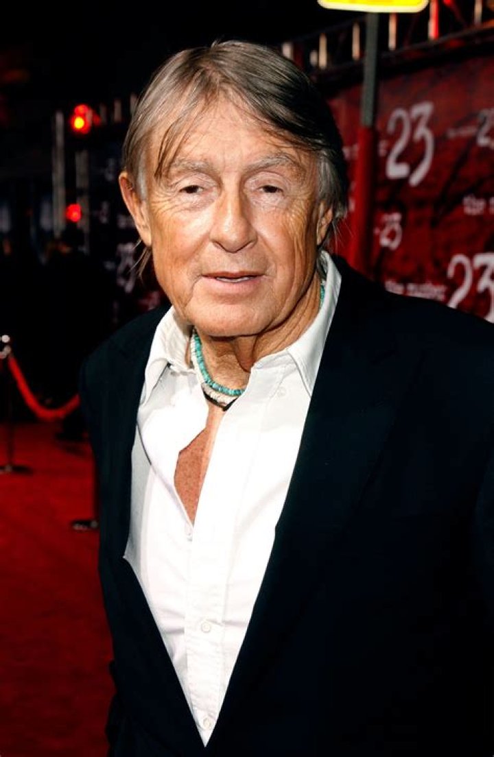 
Dustin Schumacher Height, Weight, Net Worth, Age, Birthday, Wikipedia, Who, Nationality, Biography 