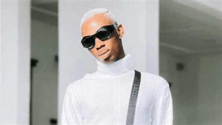 
James Brown Denounces Cross-Dressing 