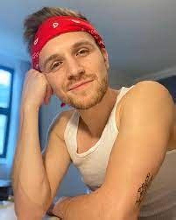 
Joshua Humlie Height, Weight, Net Worth, Age, Birthday, Wikipedia, Who, Instagram, Biography 