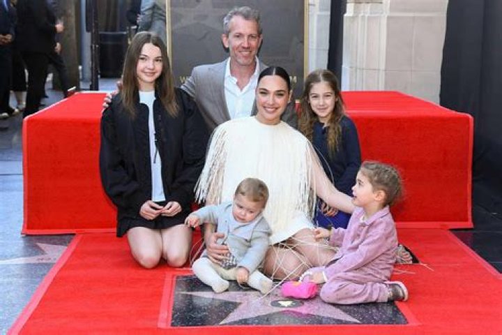 
Maya Varsano’s Wiki Biography. Who is Gal Gadot’s daughter? 